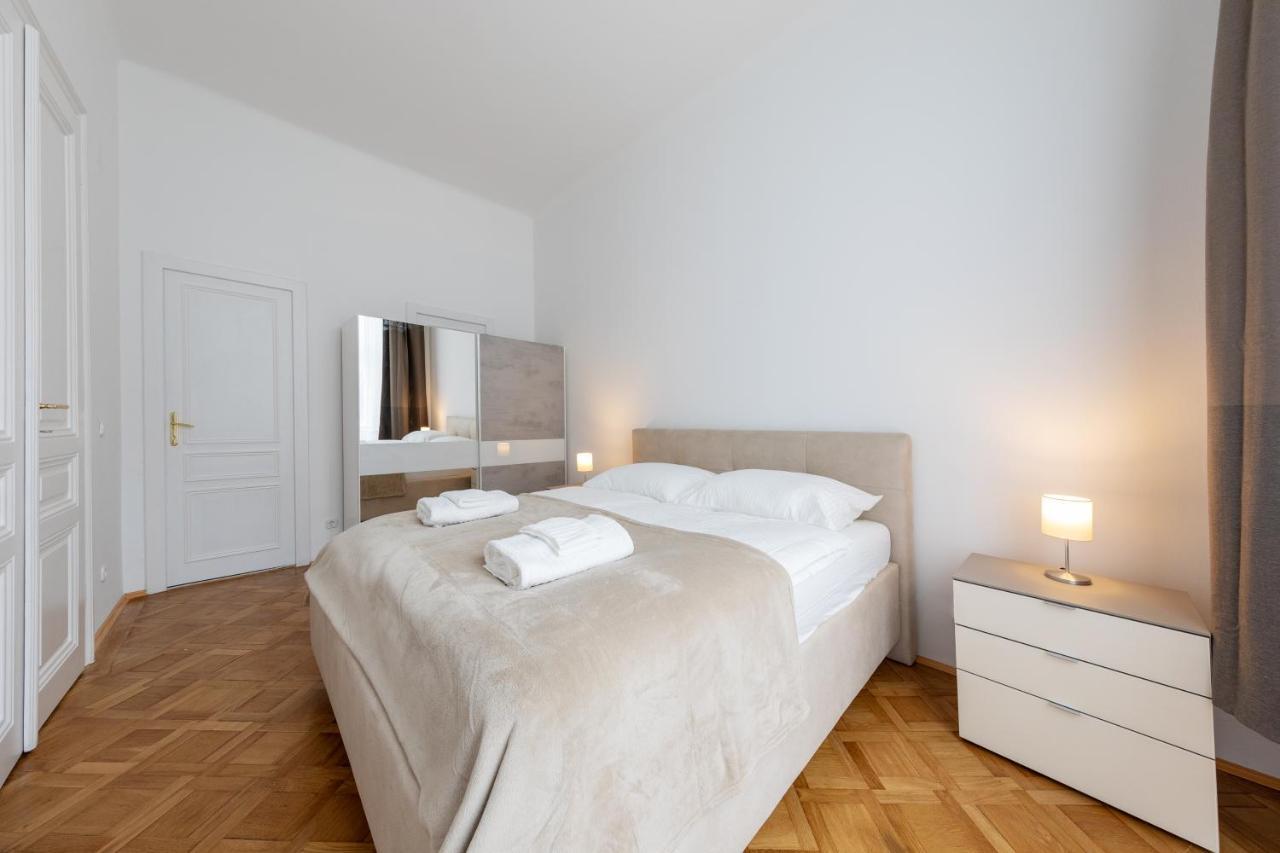 Vienna Dream Apartments City Center Luaran gambar