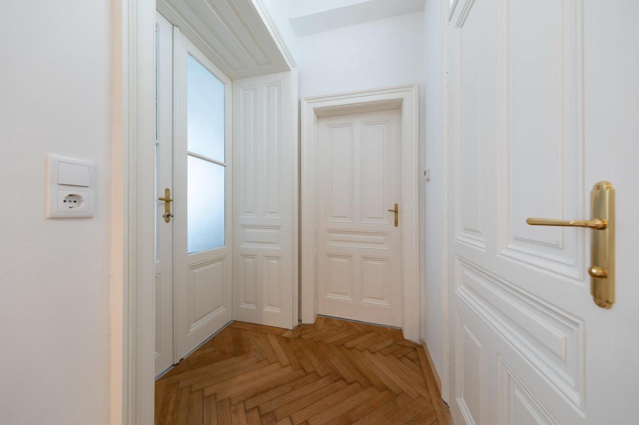 Vienna Dream Apartments City Center Luaran gambar